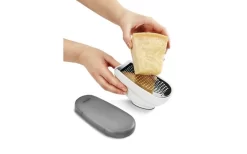 Metaltex Universalreibe Mit Behälter Und Deckel Trio-box 11 Metaltex Universalreibe Mit Behälter Und Deckel Trio-box -Outdoor Leben Verkauf 497561 3345383